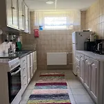 Kihnu Sadama Oeoemaja * Lemsi