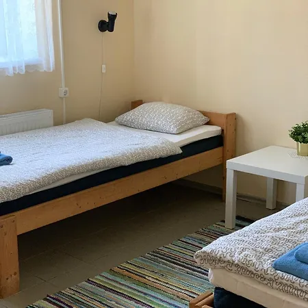 Pensjonat Kihnu Sadama Oeoemaja