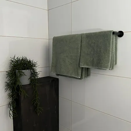 Kihnu Sadama Oeoemaja Pensjonat *