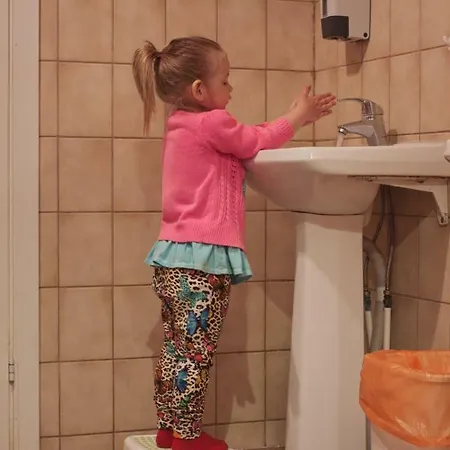 Pensjonat Kihnu Sadama Oeoemaja *