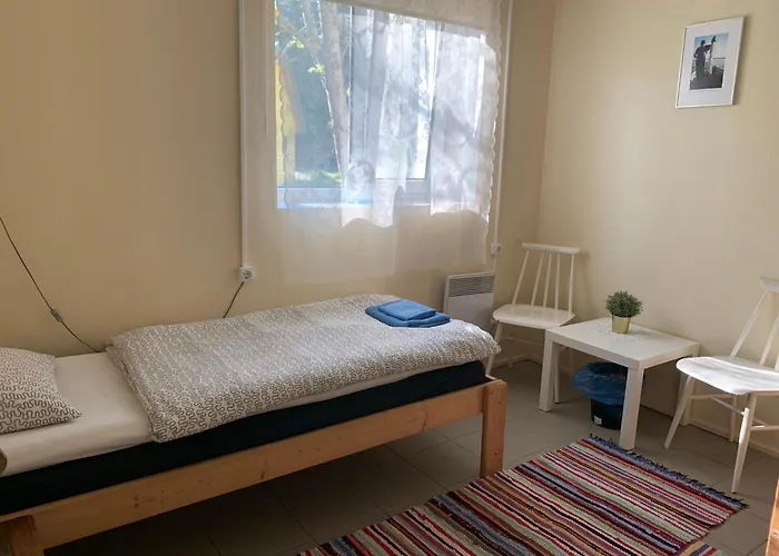 Kihnu Sadama Oeoemaja *