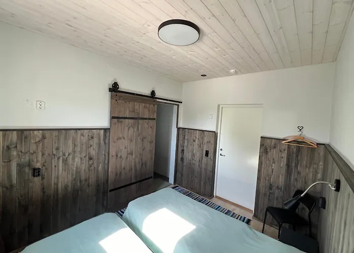 Pensjonat Kihnu Sadama Oeoemaja