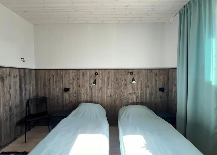 Kihnu Sadama Oeoemaja *