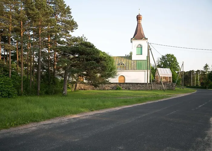 Pensjonat Kihnu Sadama Oeoemaja *