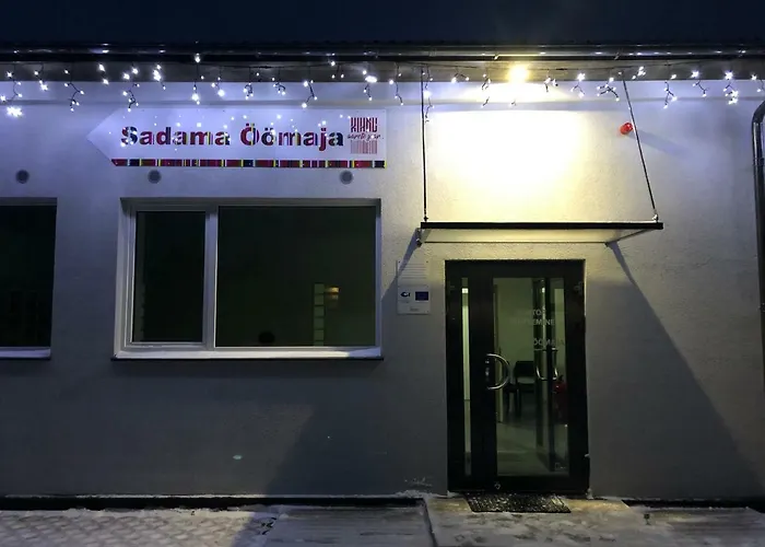 Kihnu Sadama Oeoemaja *